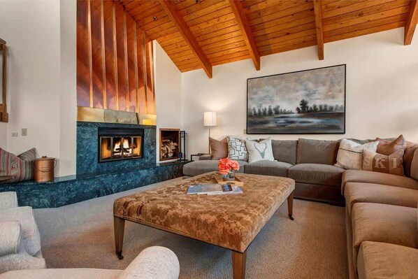 TV, fireplace, offices