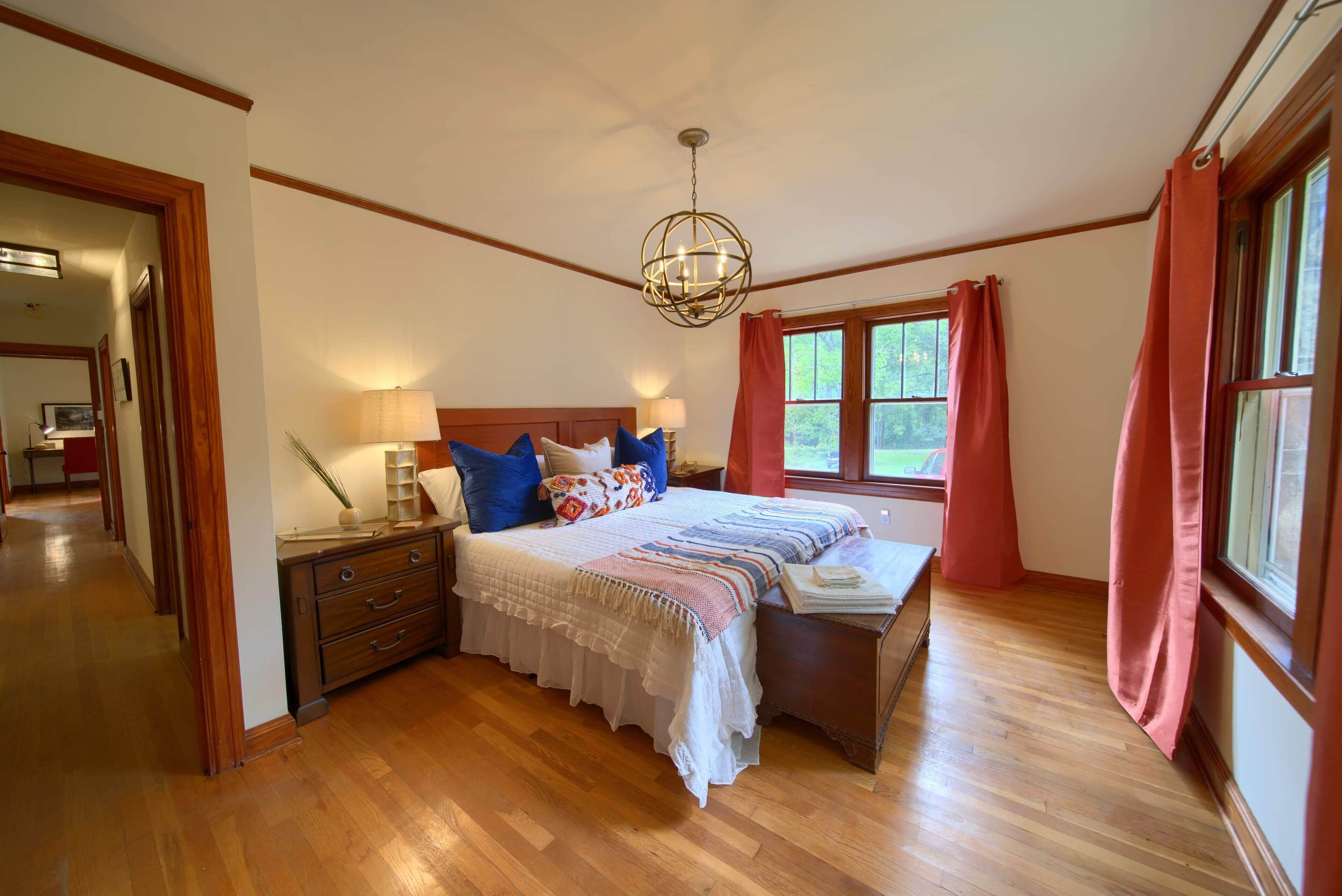 Comfortable Asheville stone cottage