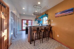 Interior - The Guest House (Cali Cochitta ) (Moab)