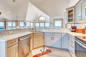 Fridge, microwave, oven, stovetop - Soundfront w/ Hot Tub, Windsports Access, Cmty Tennis/Pickleball, Private Beach (Rodanthe)