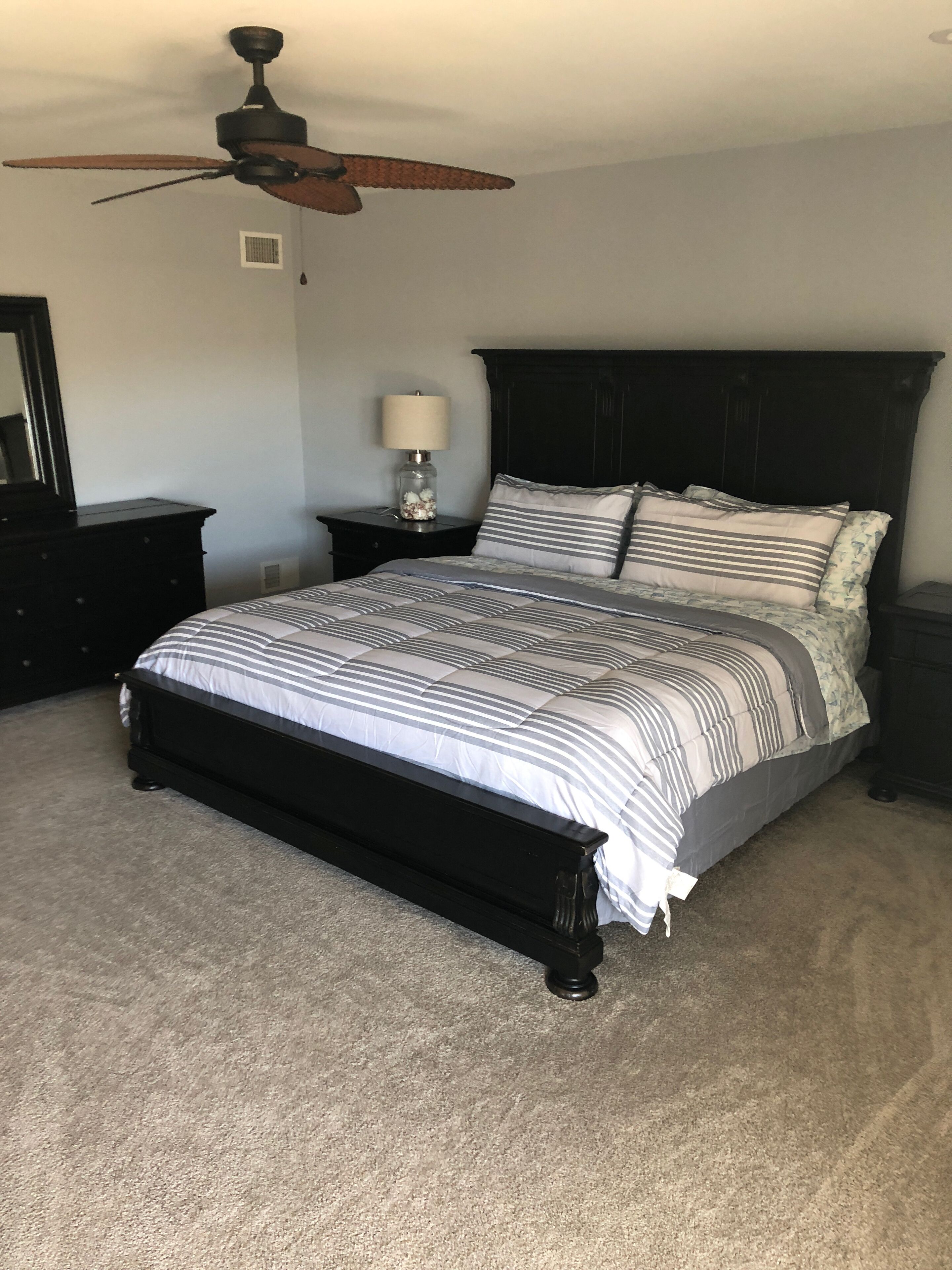 Beautiful 2 Story Oceanfront Town House on Beach for monthly rental only.