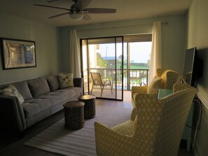 Smart TV - Fantastic Cape Canaveral location! Ocean View and Direct Beach Access! (Cape Canaveral)