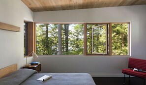 4 camere, una scrivania, ferro/asse da stiro, Wi-Fi gratuito