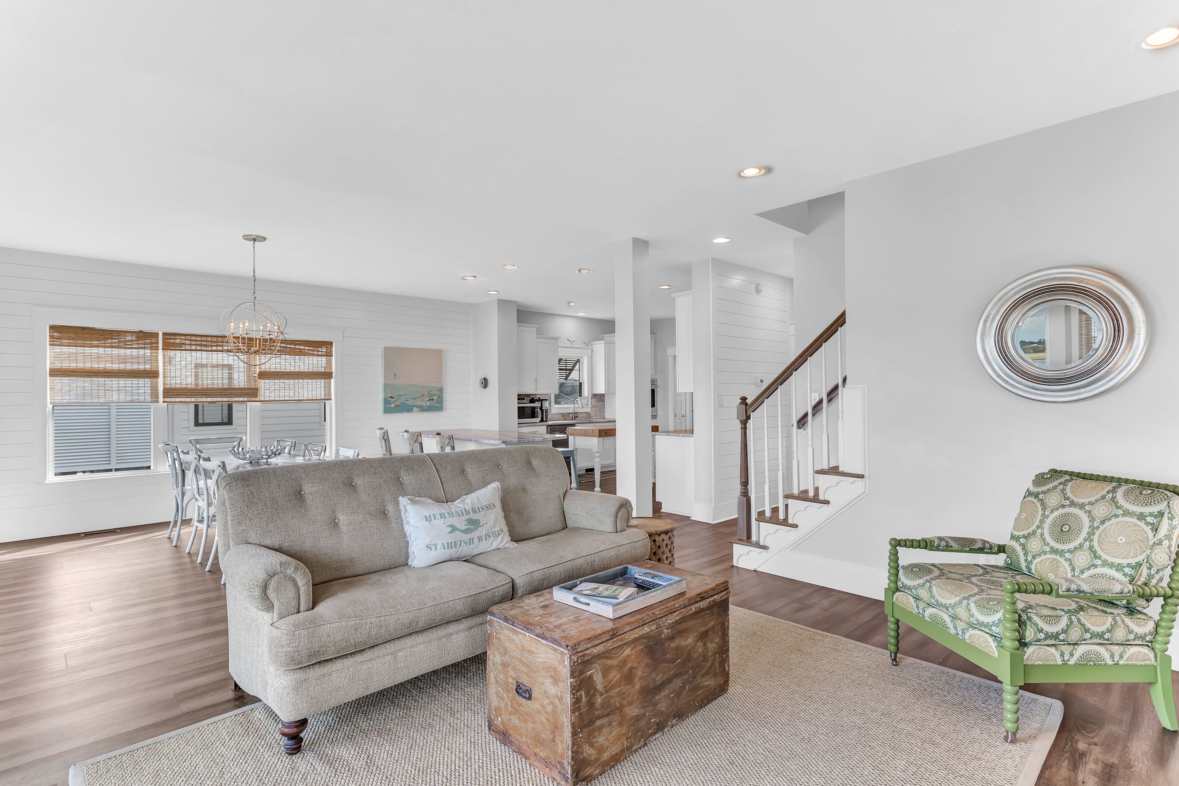 Lovely Home, Sound Access - Come &  Enjoy The Lucky Fish Cottage