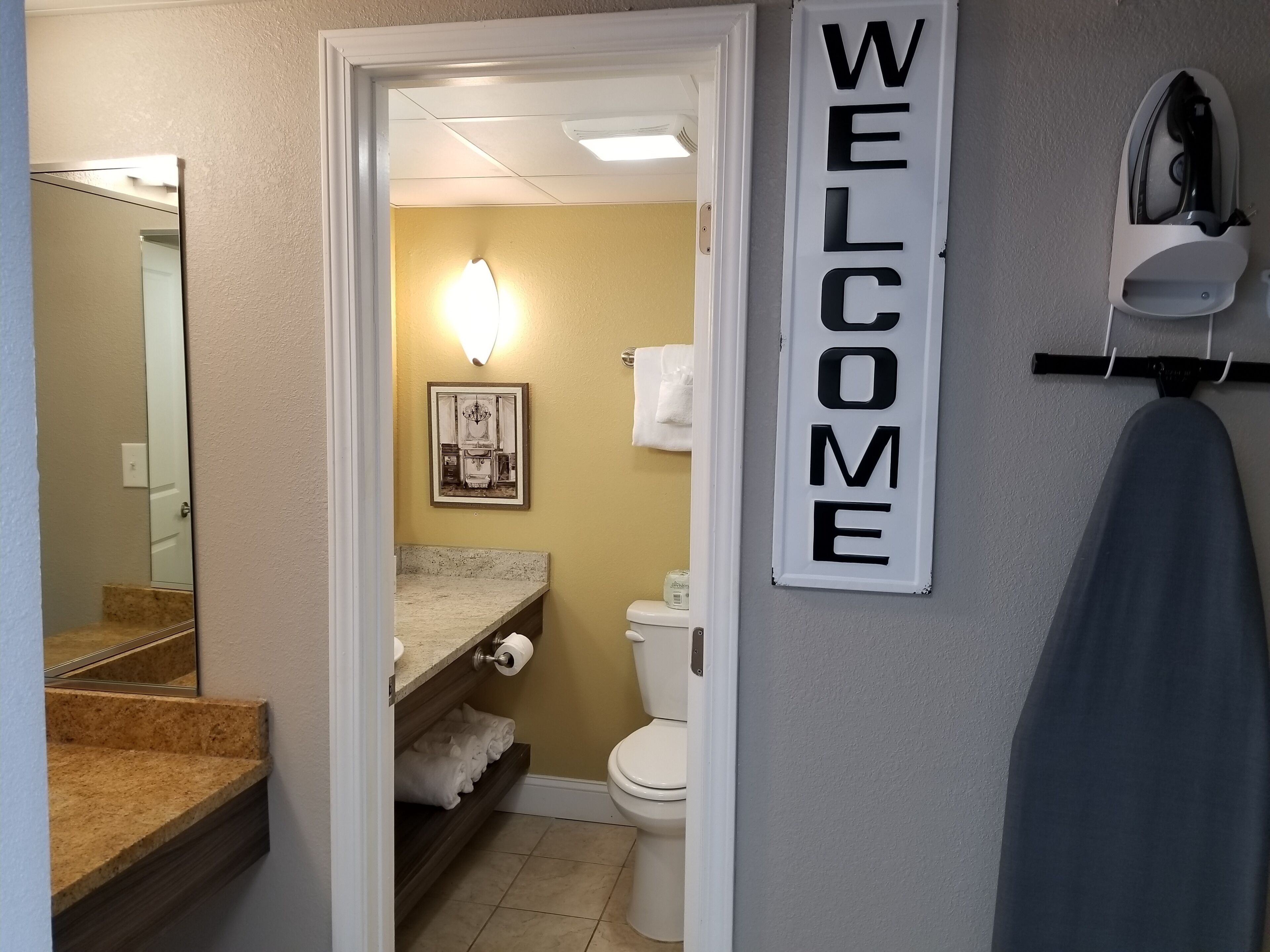 OCEANFRONT ! OCEANFRONT ! STUDIO APT W/  TERRACE, ROMANTIC GETAWAY !! KING BED!!