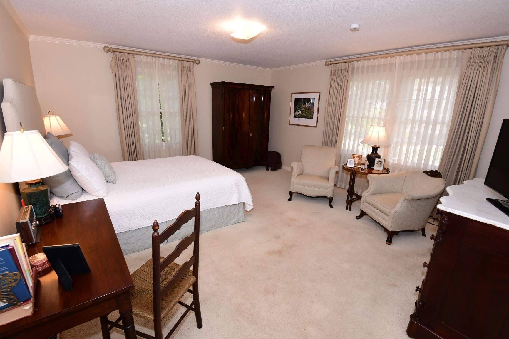 Graduation , Double Decker , Baseball , Football , Basketball , Fun in Oxford!!