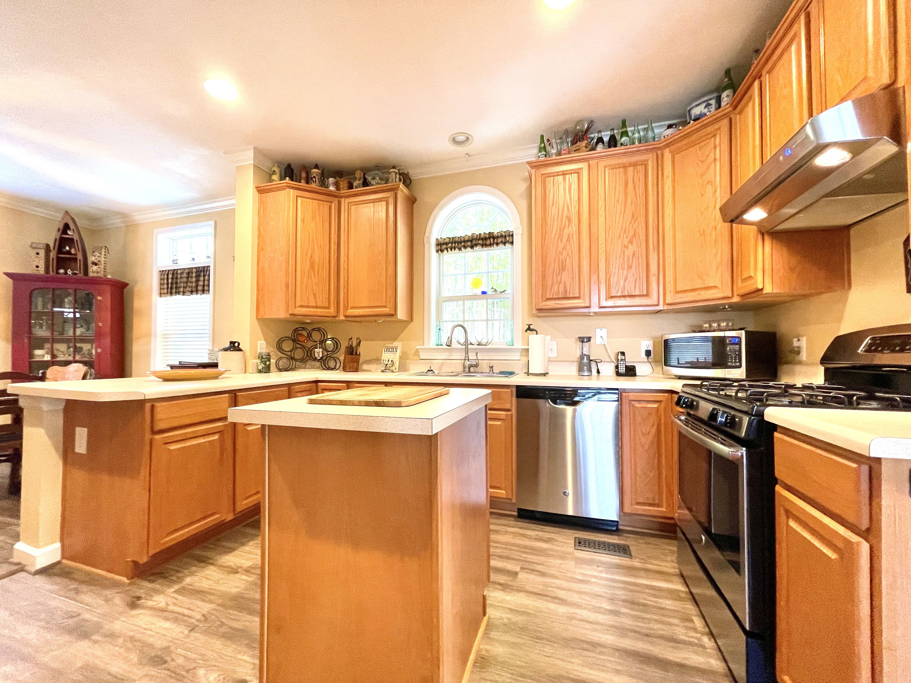 Immaculate Home On Pristine Stock Trout Stream