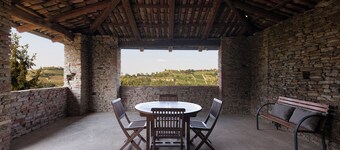 Sweeping Vineyard Views from Your 3 Beedroom Getaway - CIR 004231-00002  401383