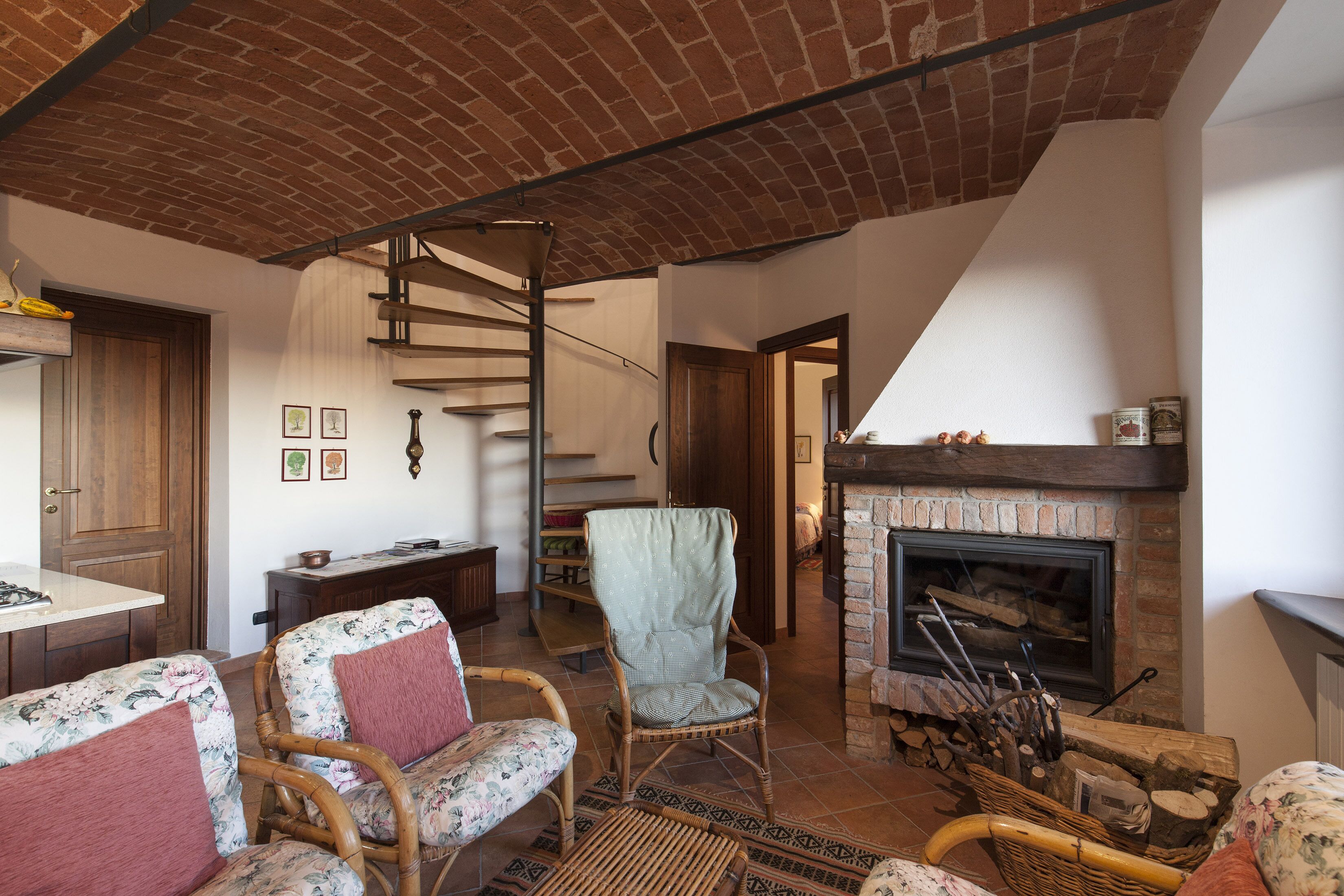 Sweeping Vineyard Views from Your 3 Beedroom Getaway - Grapes Pergola House