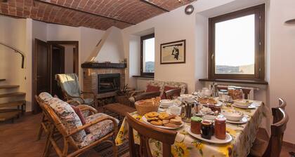 Charmantes Haus "alten Piemont. Bereich Weine Barolo, Barbaresco, weiße Alba Trüffel