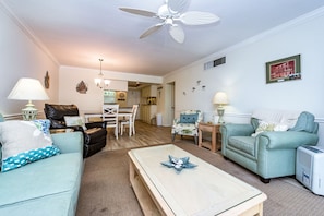 TV - Win-San A104-2 bedroom at Flagler Ave! (New Smyrna Beach)