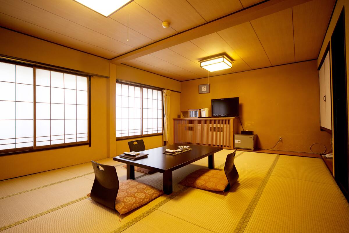 Zimmer (Japanese Style, Type A)