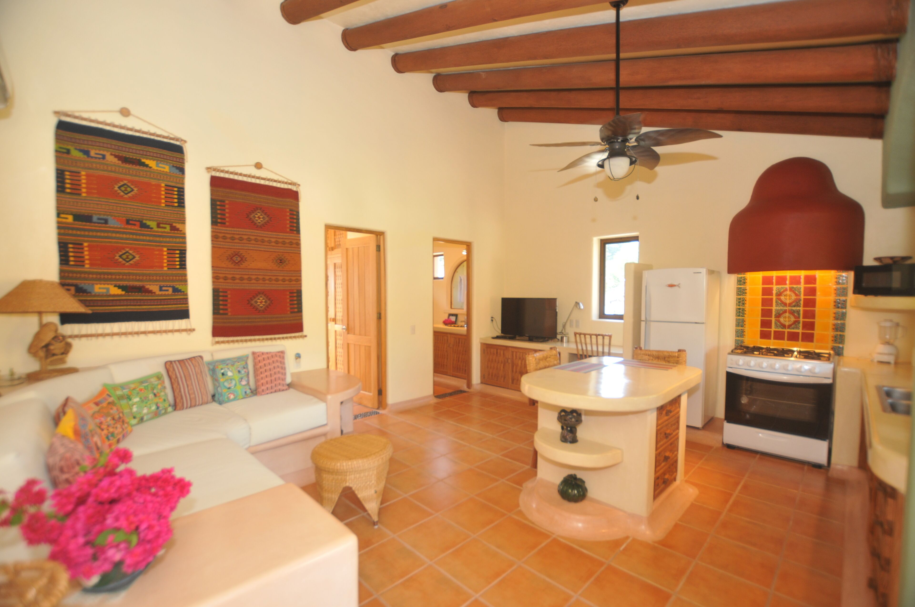 El Mango One Bedroom Apartment at Villas Los Arcos
