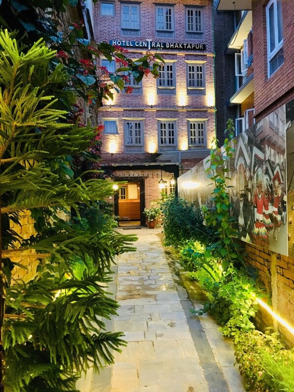 Exterior - Hotel Central Bhaktapur (Bhaktapur)