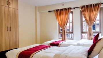 Pillowtop beds, free WiFi, bed sheets