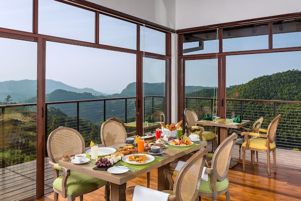 Daily full breakfast (USD 30 per person)