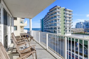 Property grounds - Stunning 3BR 3BA Ocean Block Unit with Ocean Views! 1/2 Block from the Beach. (Ocean City)