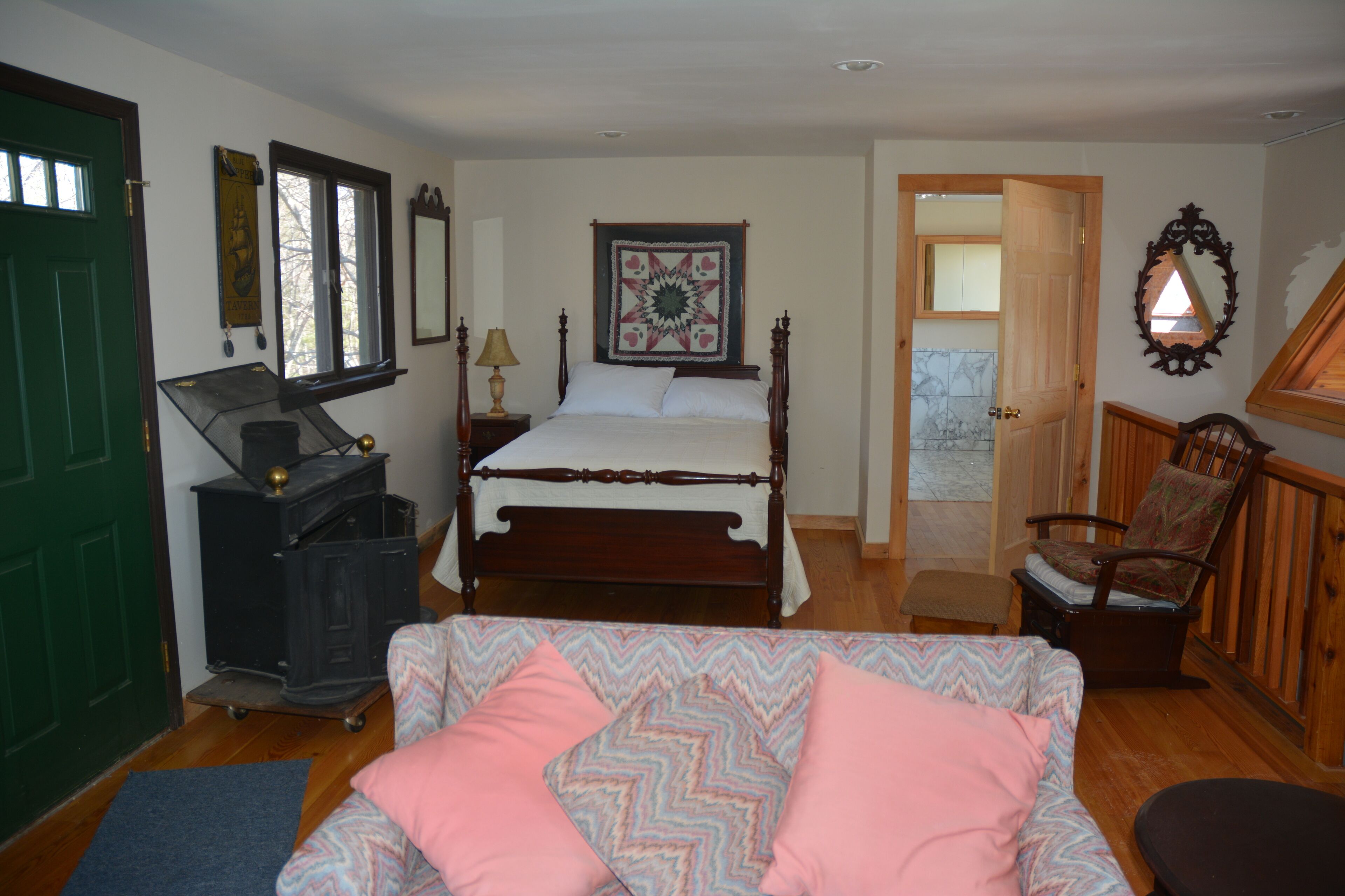 Top of the World Compound - Million Dollar Views - Off the grid, self sufficient