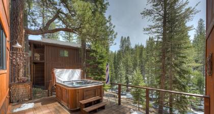 Dog-friendly home w / un bain à remous privé prÚs de ski, la randonnée et le vélo