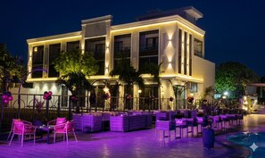 Front of property - Hotel Palm Galaxy (Etmadpur)