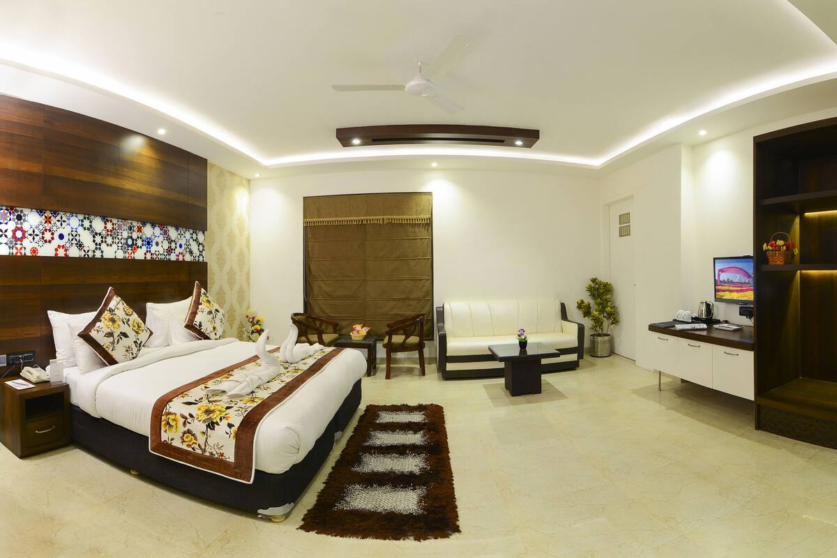 Phòng Suite | Két bảo mật tại phòng, phòng cách âm 