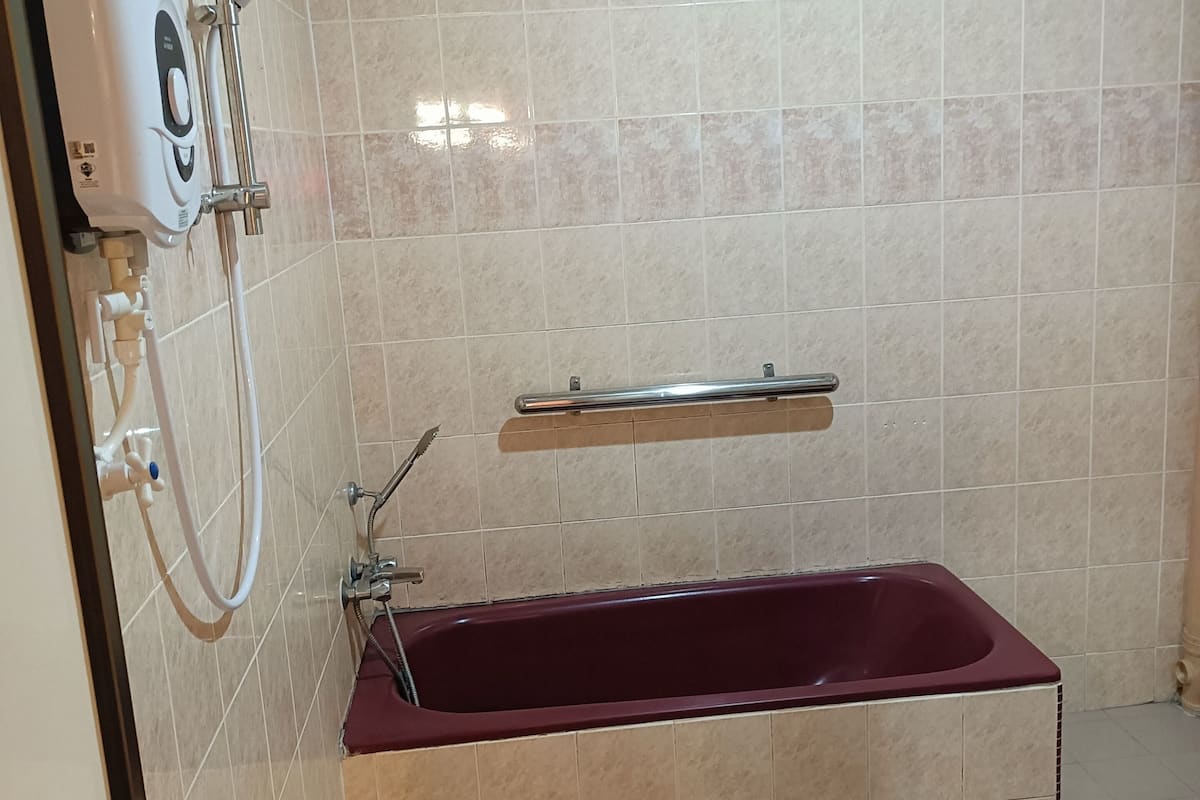Executive Family Suite | Bathroom
