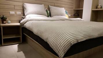 Free WiFi, bed sheets