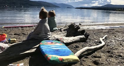 Cozy Cariboo Cabin - Anglemont, BC. Shuswap del norte
