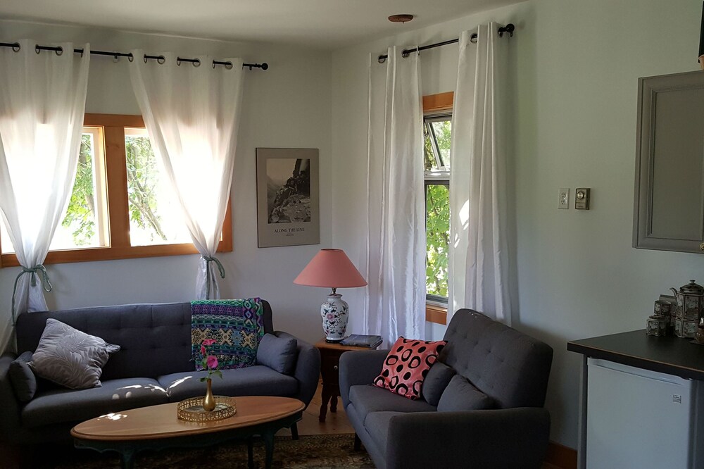 Charming Downtown Vacation Apartment in Heritage Home