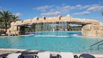 室外泳池、暖水池