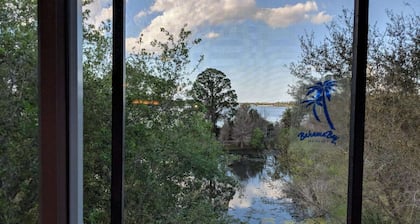 3 Bedroom Penthouse Villa Located in Bahama Bay Resort - Lake View!