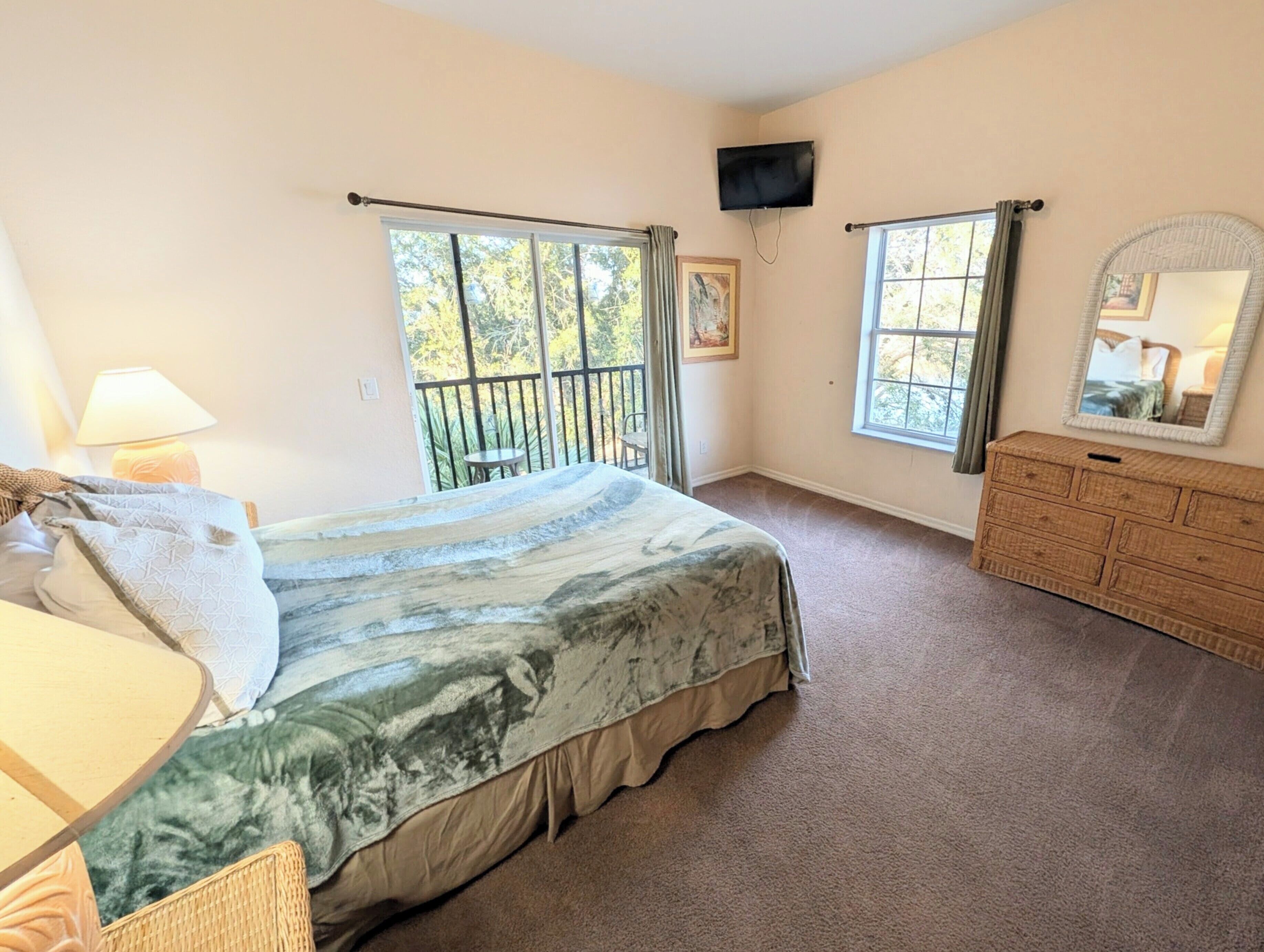 3 chambres, fer et planche à repasser, lit parapluie, Wi-Fi gratuit