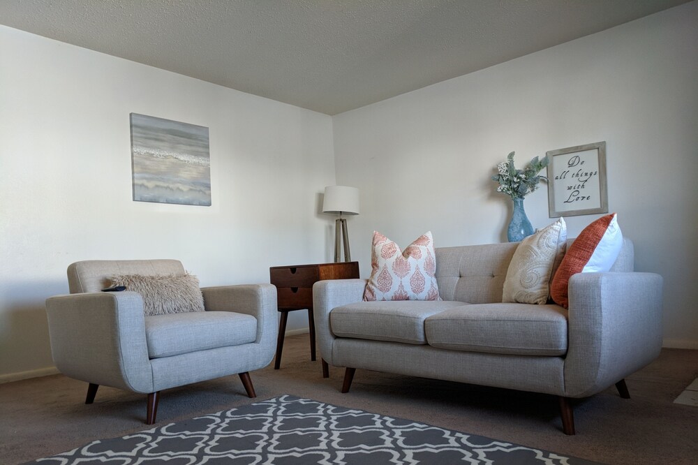 Spacious place for family and friends!