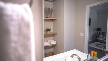 Haartrockner, HandtĂŒcher