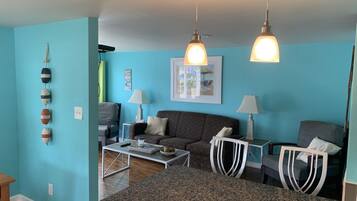 Smart TV, DVD player