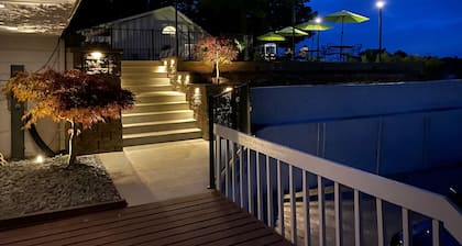 Holiday Hill Resort "The Penthouse" Unit 700