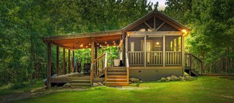 Tiny Home on 26 Private Lake Front Acres