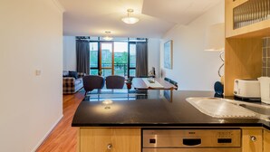 Appartamento, 2 camere da letto | Cucina privata | Frigorifero con congelatore, microonde, forno, piano cottura