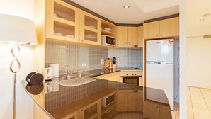 Appartamento, 2 camere da letto | Cucina privata | Frigorifero con congelatore, microonde, forno, piano cottura