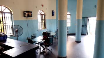 Breakfast, lunch, dinner served; local and international cuisine