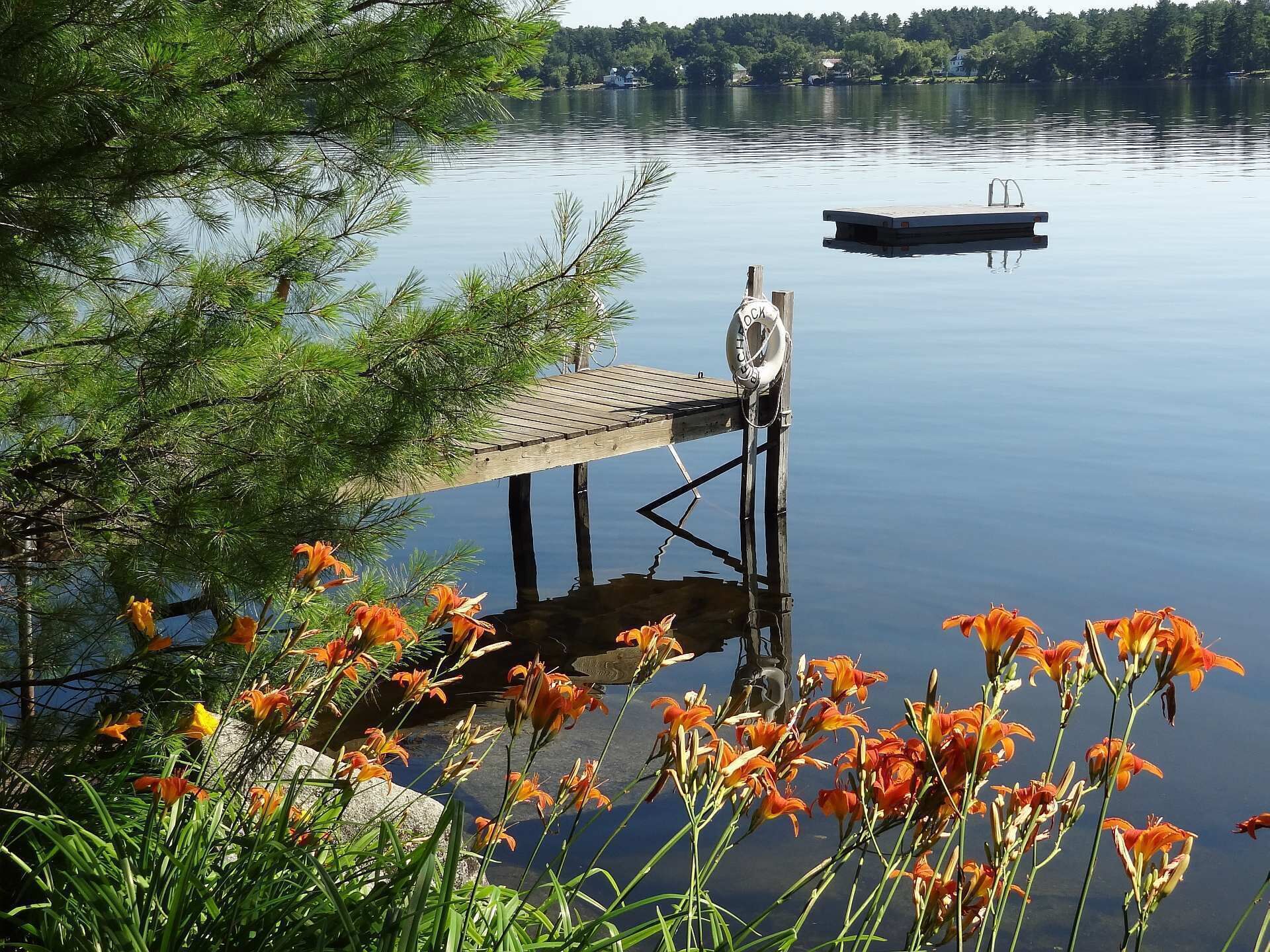Lakefront Classic Maine Cottage, Private,  for Families ,5 Br, On Quiet Lake