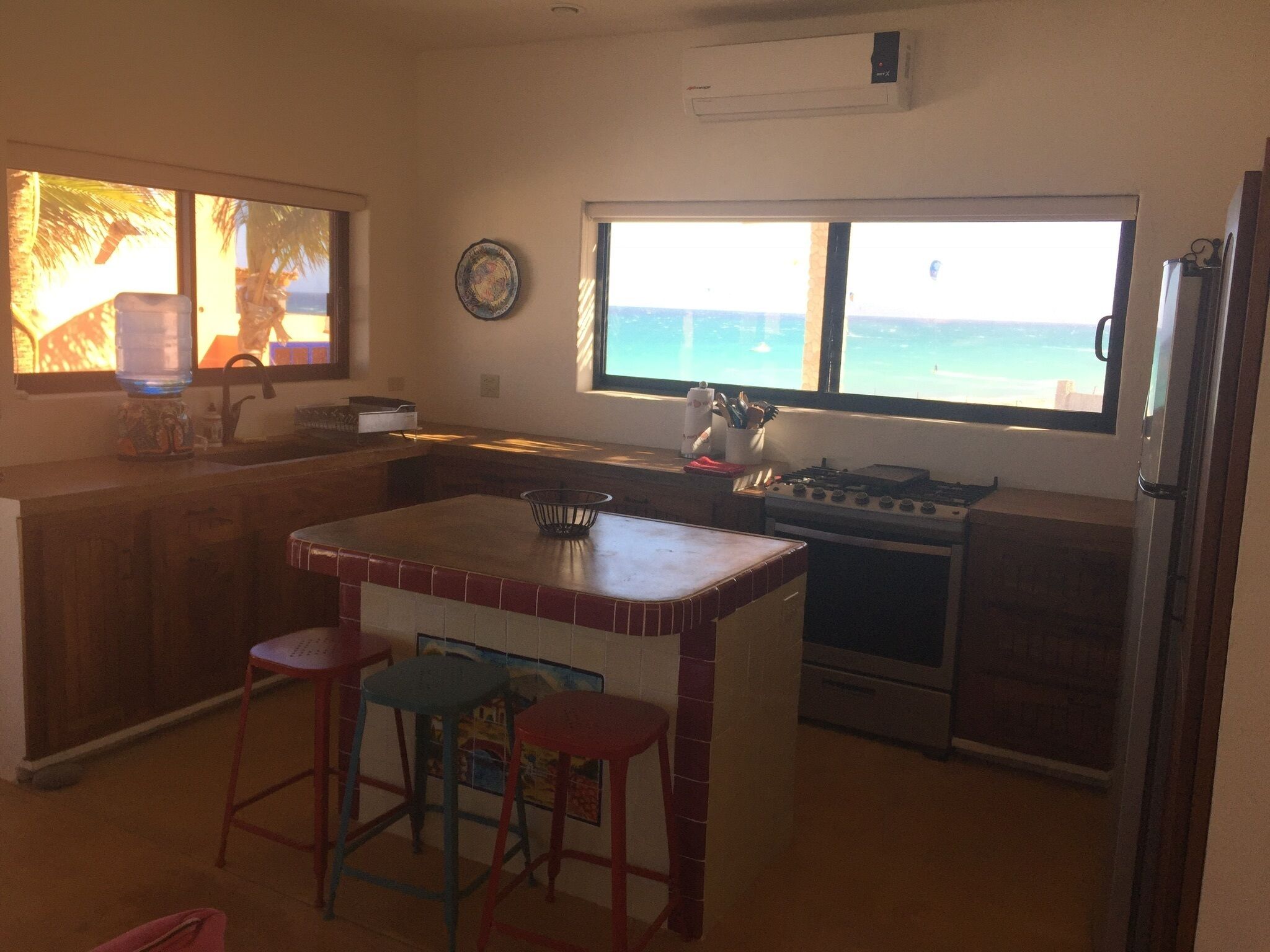 Studio beachfront casita King bed full kitchen-
