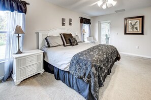 4 bedrooms, iron/ironing board, travel cot, free WiFi