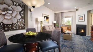 Interior - 2 Bedroom Lock-off, Sheraton Desert Oasis Villas, Scottsdale Arizona (Scottsdale)