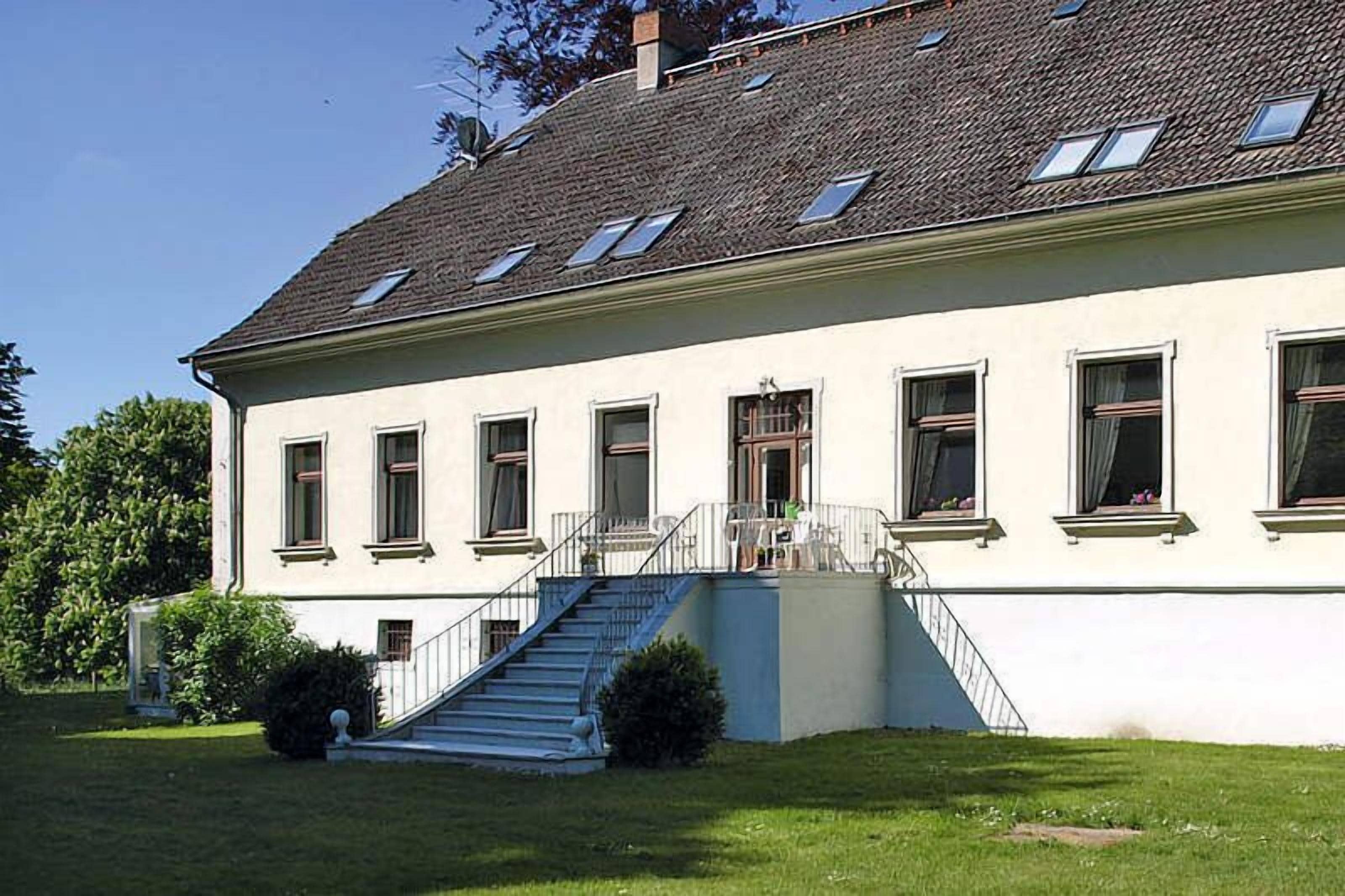 Photo - Hotel Pension Gutshaus Neu Wendorf