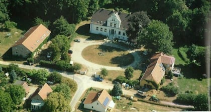 Hotel Pension Gutshaus Neu wendorf