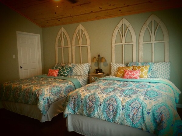 2 bedrooms, free WiFi, bed sheets