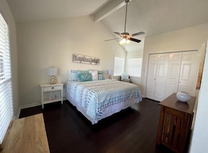 2 habitaciones, wifi gratis y ropa de cama 