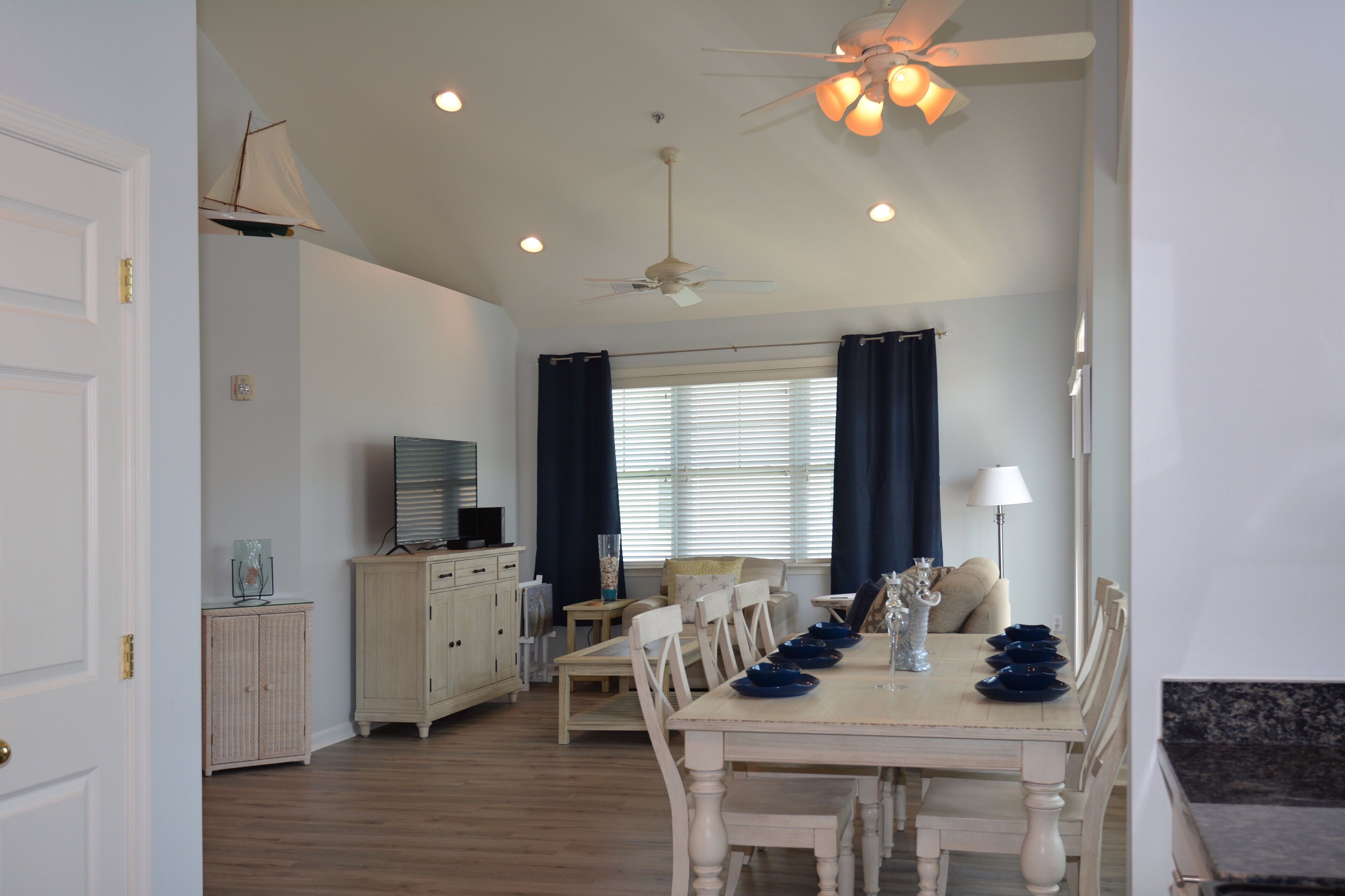Rehoboth Beach 3brコンドミニアムコミュニティアメニティ付き宿泊人数6 - リホーボス・ビーチ, DE