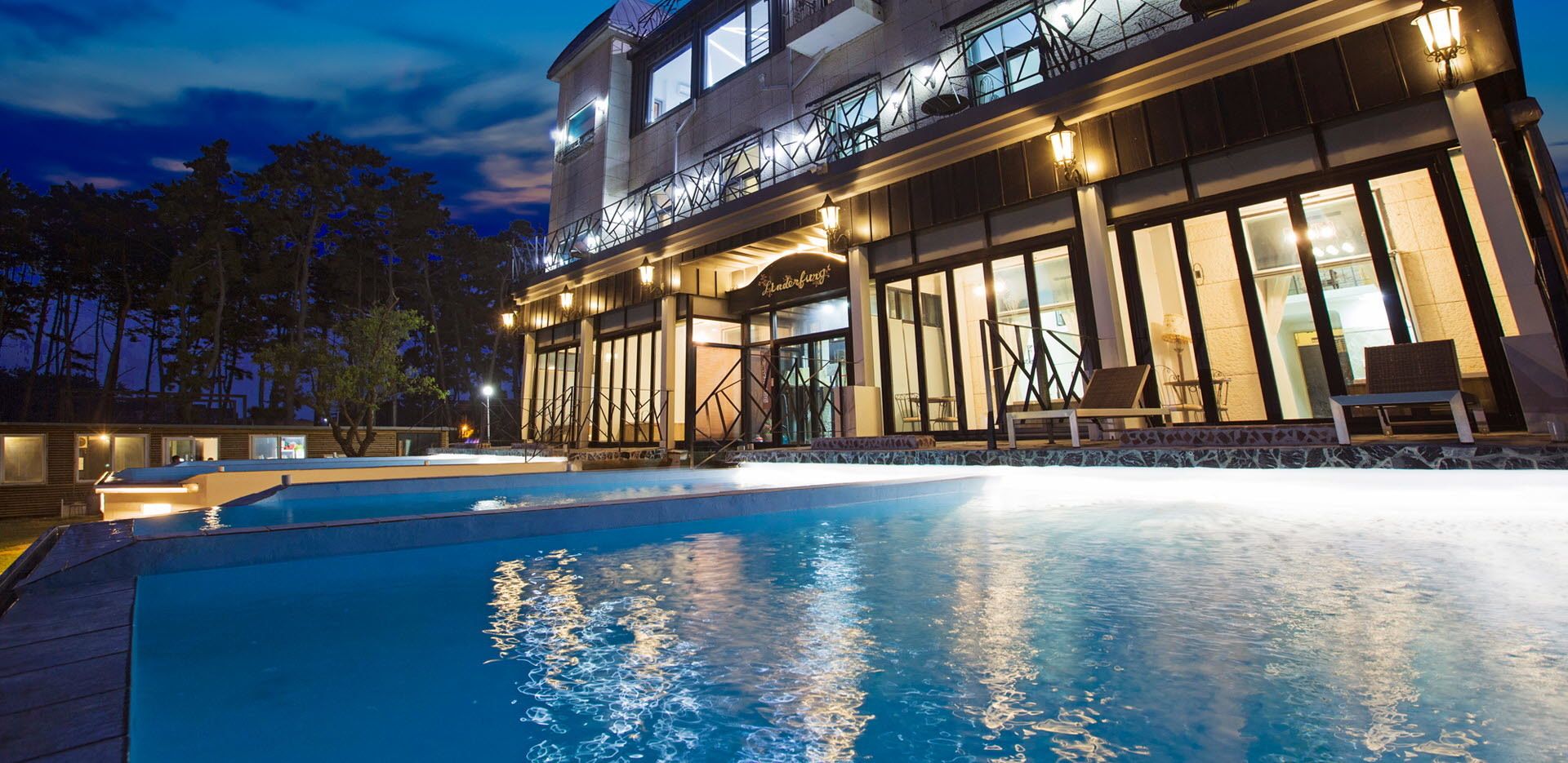 Seasonal outdoor pool